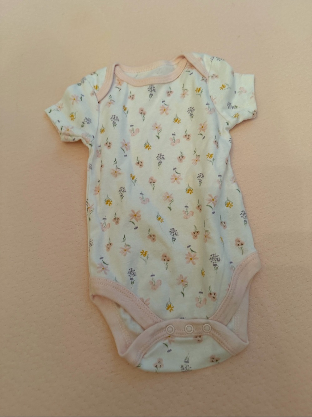 Floral Short-Sleeve Baby One-Piece Bodysuit in Light Pink Trim